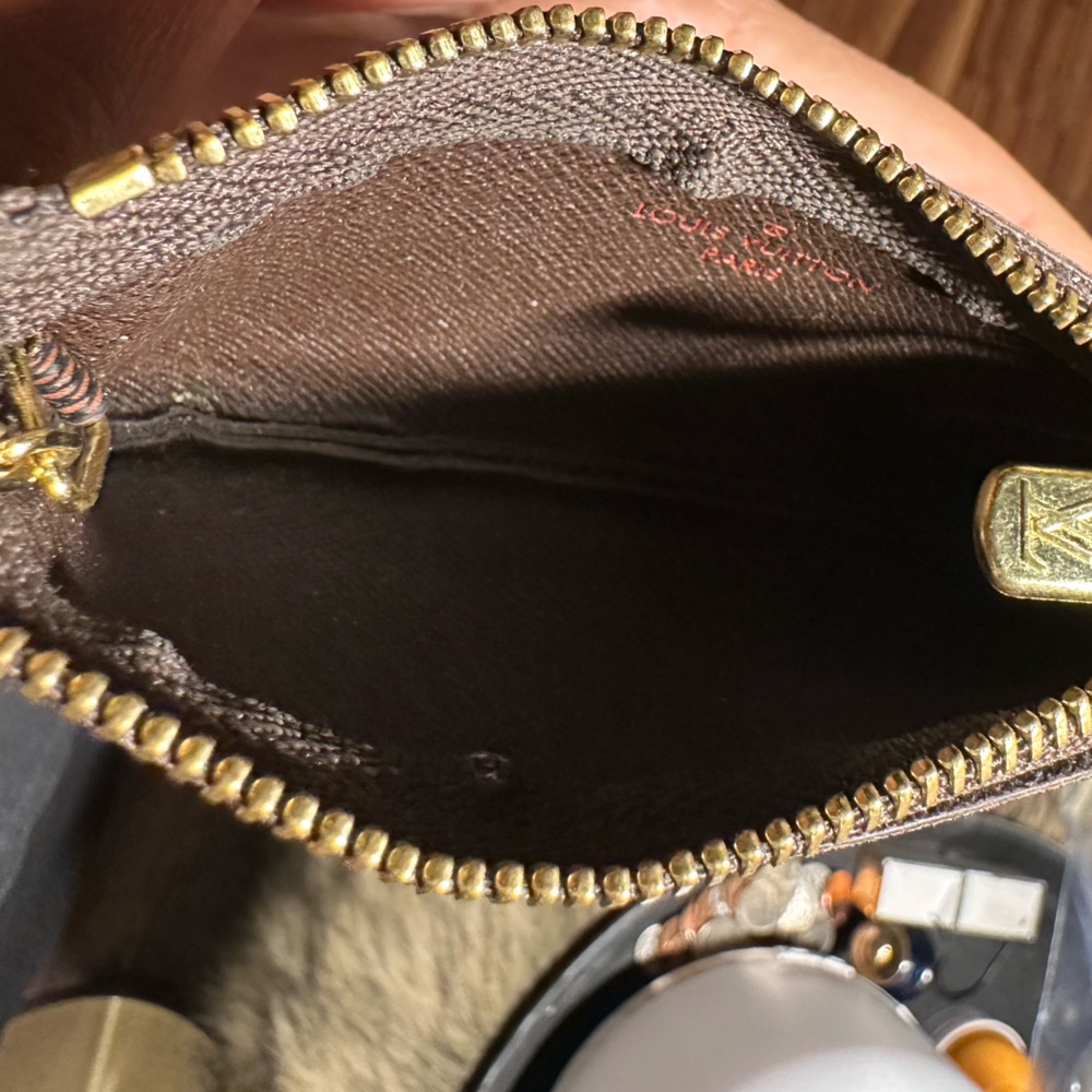 Authentic Louis Vuitton Key Pouch - Picture 6 of 7